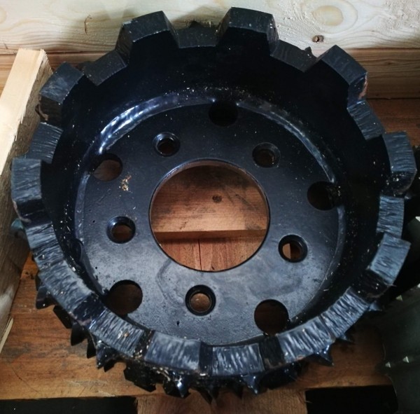 John Deere Antriebswalze H480C innen links